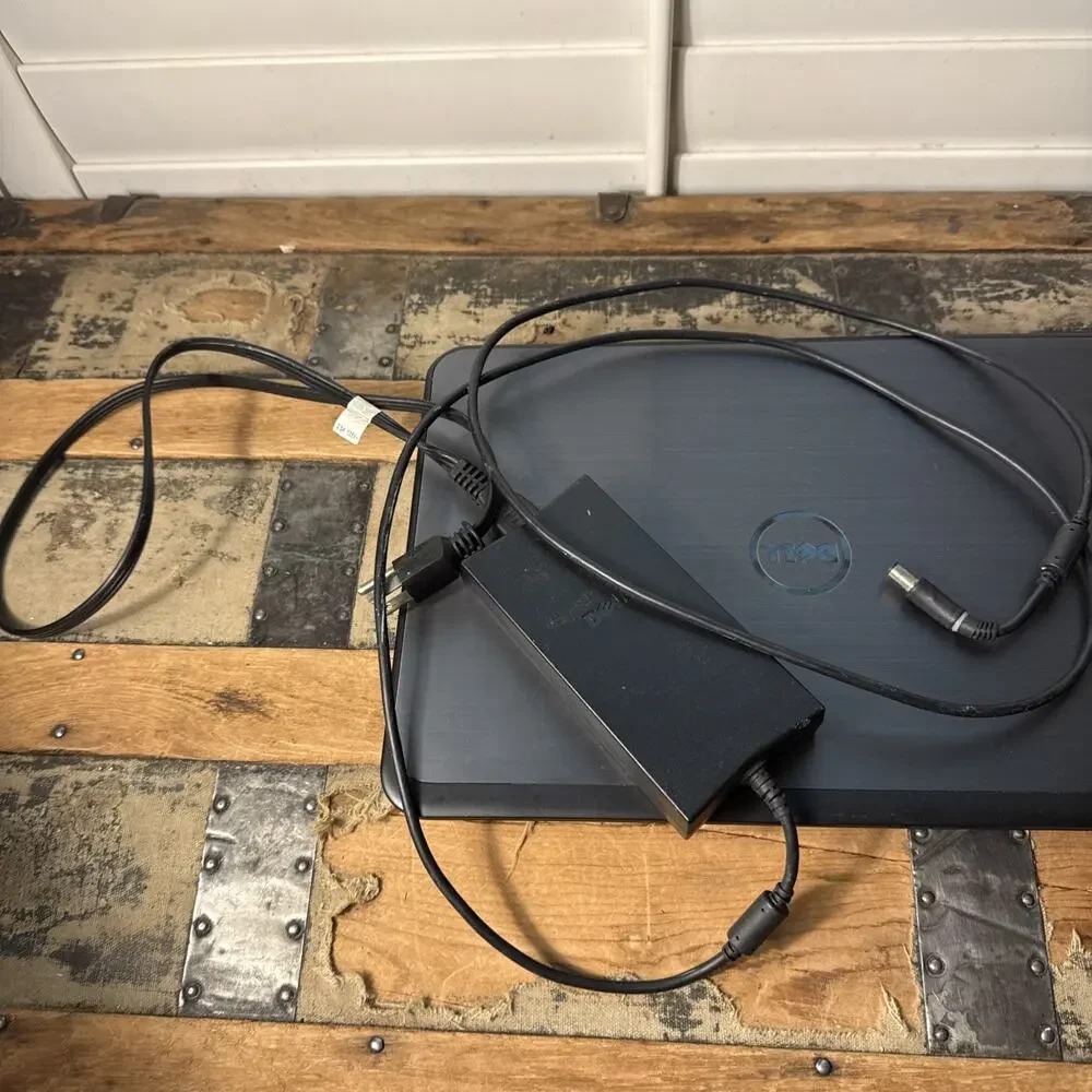 Dell Latitude 3540 Notebook/Laptop Black 15.6
